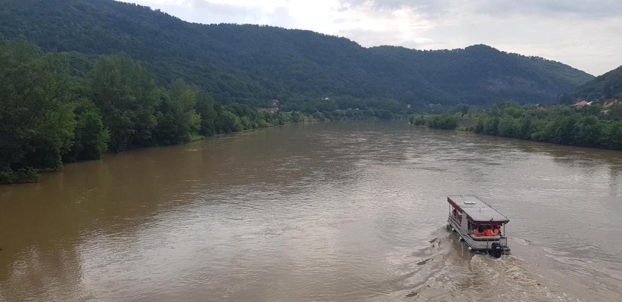 Hotel Havva Călimăneşti Exteriér fotografie
